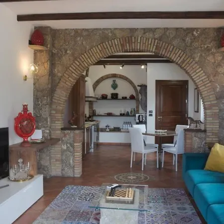 Nikita Luxury Apartment